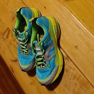 Women's Newton Trail Running Shoes